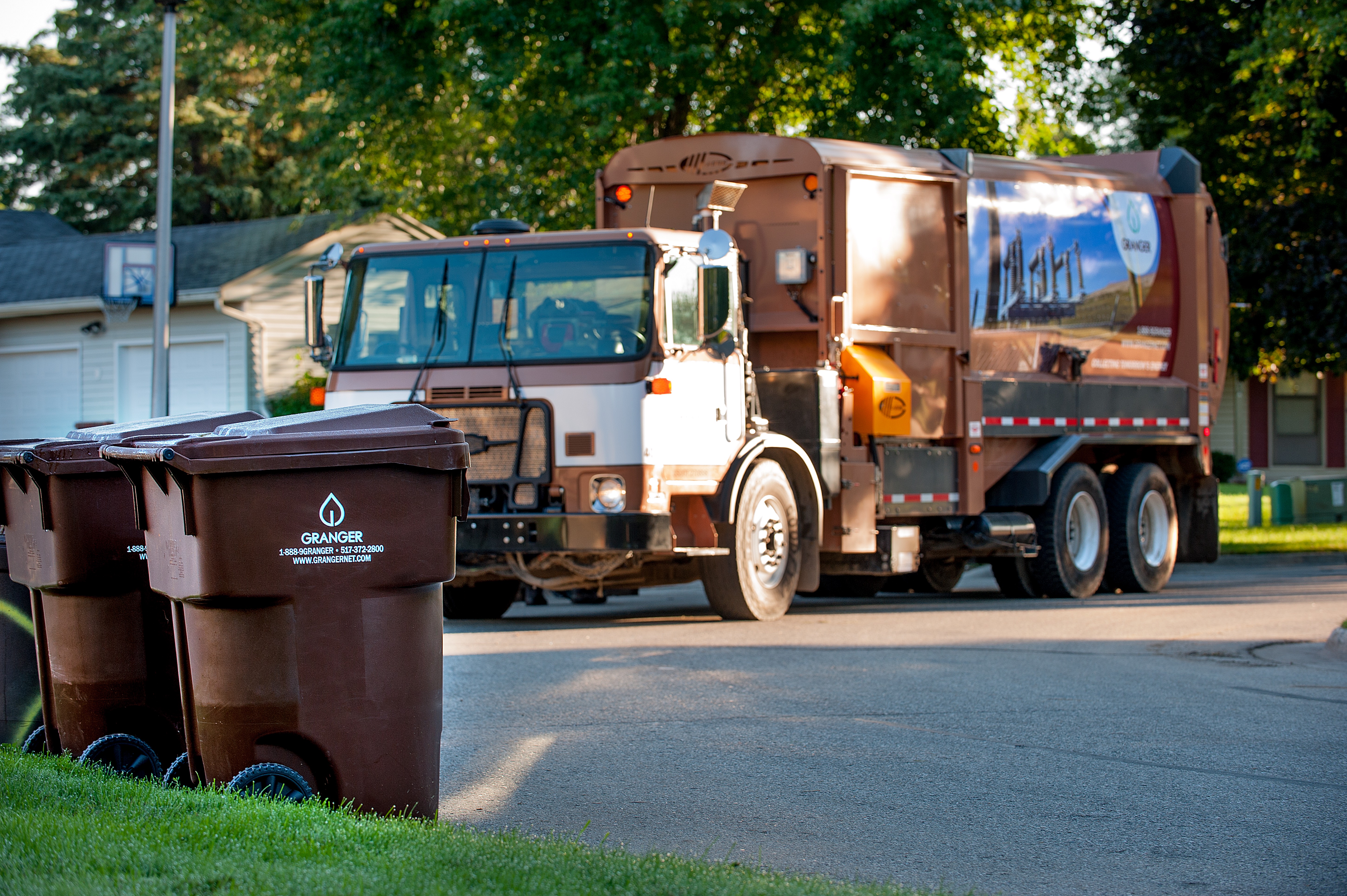Trash Talk: Here’s the Scoop on the Automated Side Load (ASL) Truck